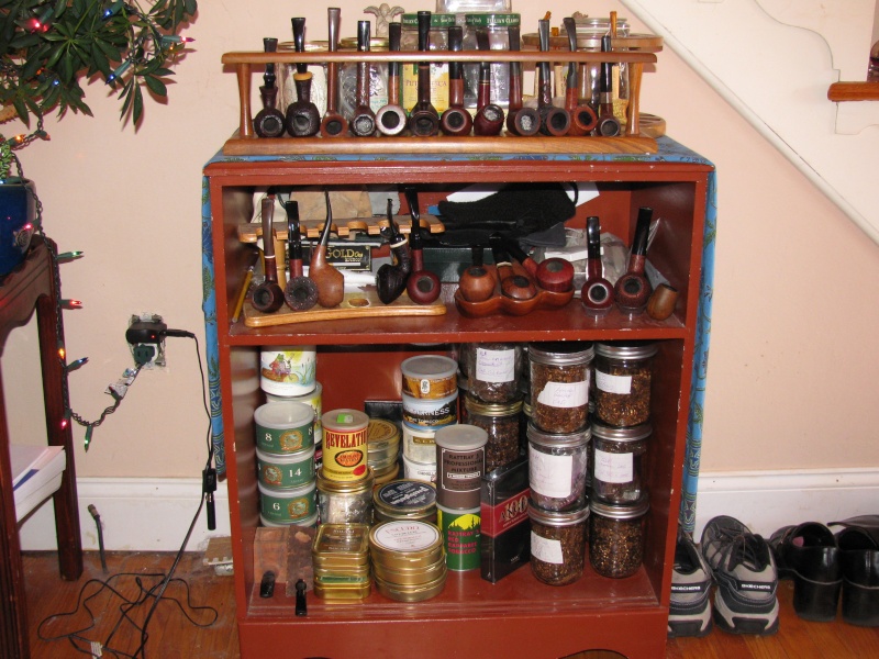 pipe/tobacco cabinet