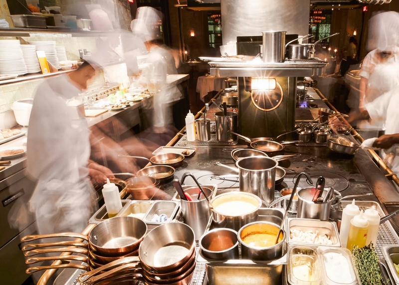 Un Hôtel 5 étoiles au Qatar (Doha) recrute des salariés dans la restauration (Restaurant et cuisine)